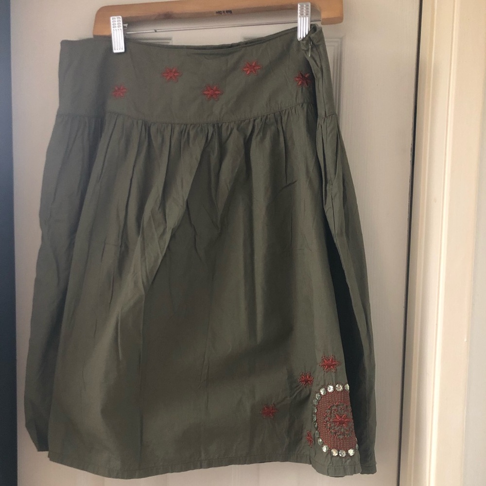 Khaki skirt with Orange embroidery
